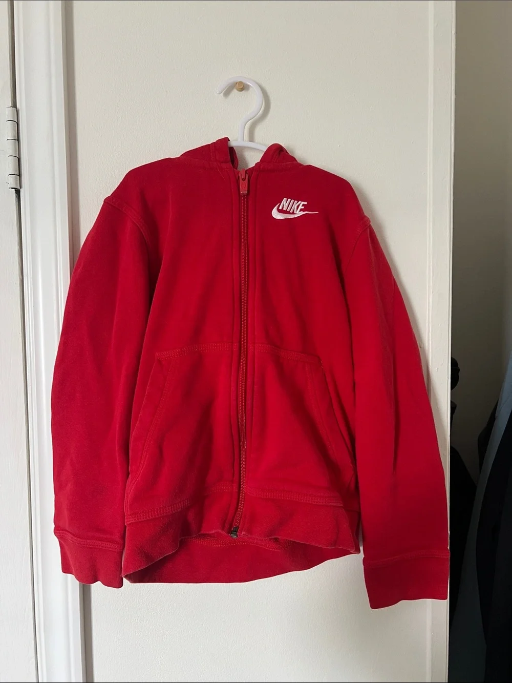 Nike Boys Red Full Zip Fleece Hoodie XS White Swoosh
